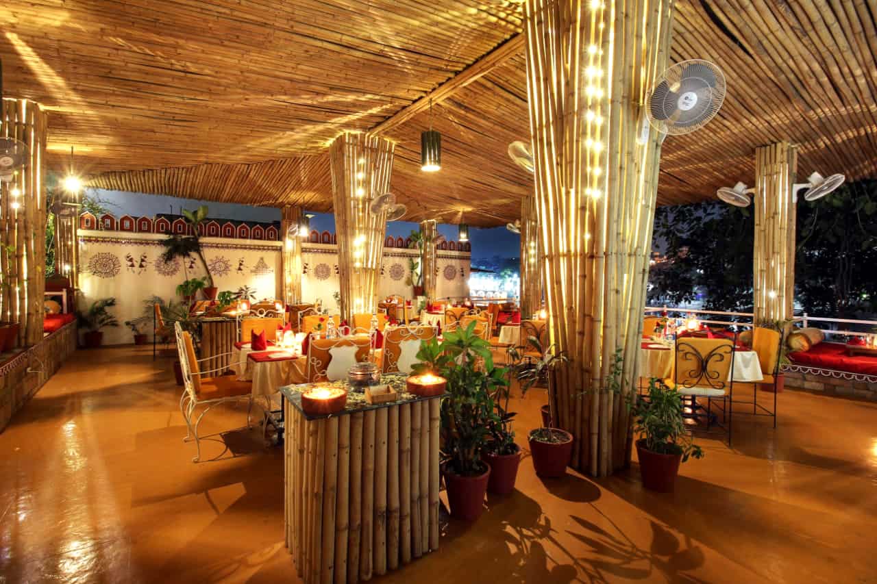 restaurant-harigarh-udaipur (14)