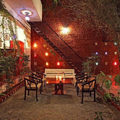 Best Lakeside restaurant